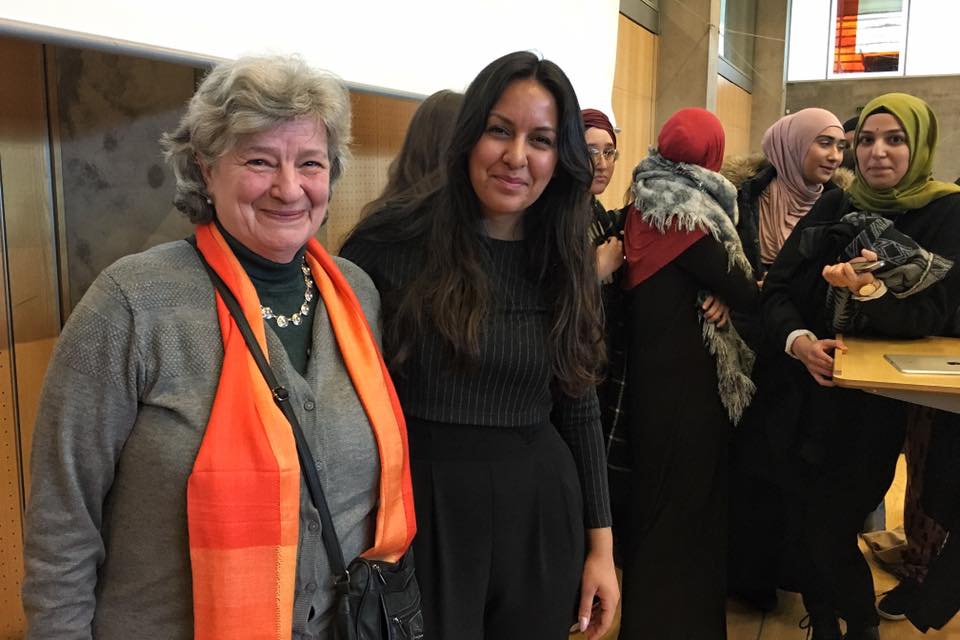Foto af Geeti Amiri og lærer Pia Ohrt.